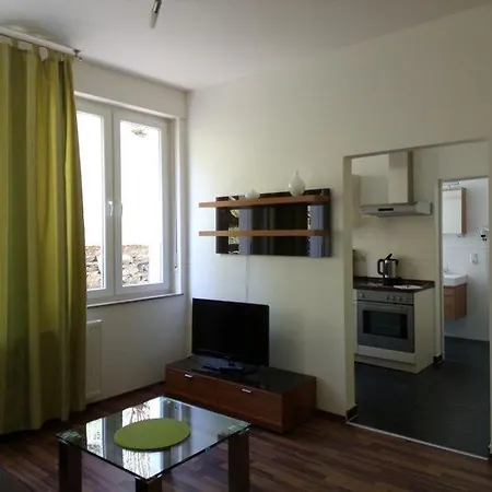 Apartamento Linden 4 *